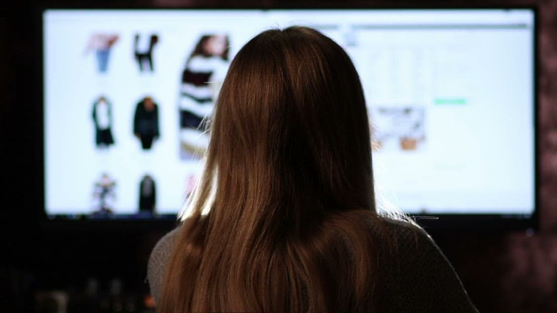 Shopper browsing a modern, responsive e-commerce website